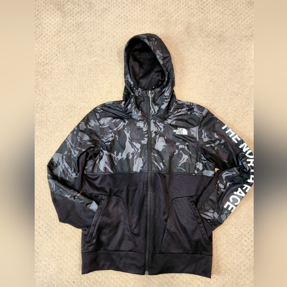 The North Face Black and Gray Camouflage Hooded Jacket Mens M